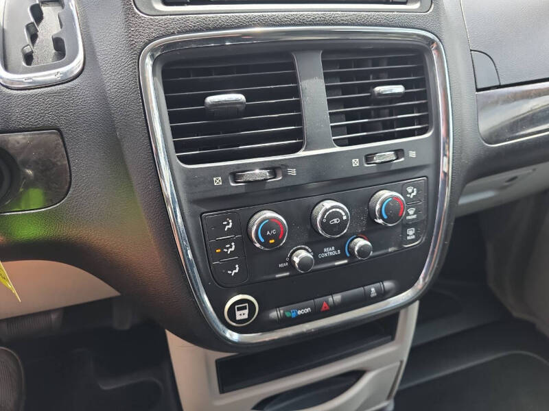 2016 Dodge Grand Caravan SXT