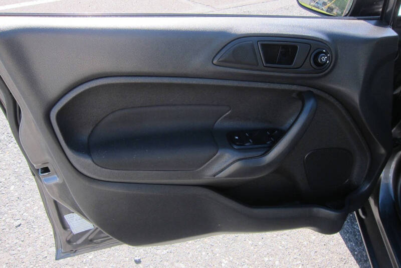 2017 Ford Fiesta SE