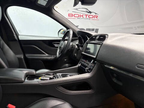 2020 Jaguar F-PACE 25t Premium