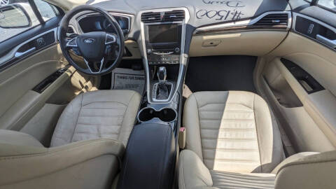 2014 Ford Fusion Hybrid SE