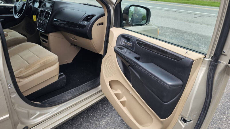 2013 Dodge Grand Caravan SE
