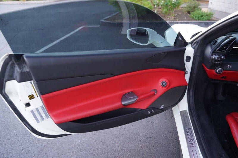 2017 Ferrari 488 GTB