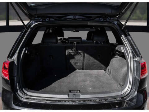 2016 Volkswagen Golf R 4Motion