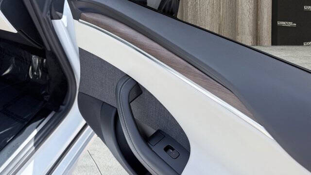 2021 Tesla Model S Long Range