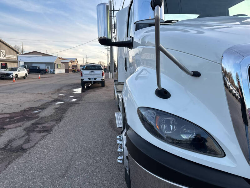 2021 International RH613