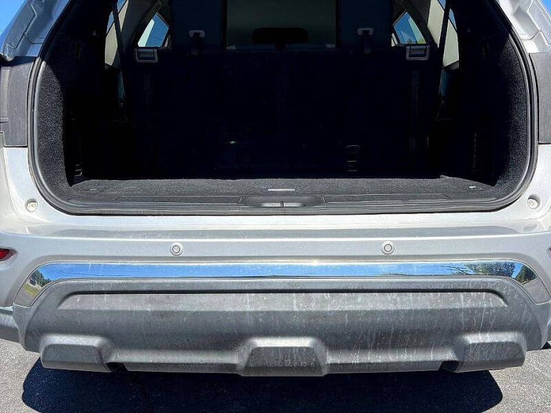 2019 Nissan Pathfinder SV