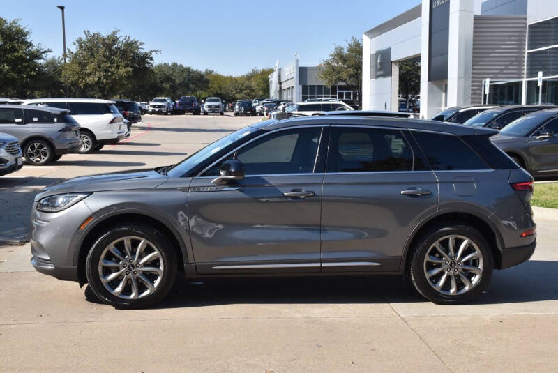 2022 Lincoln Corsair Standard