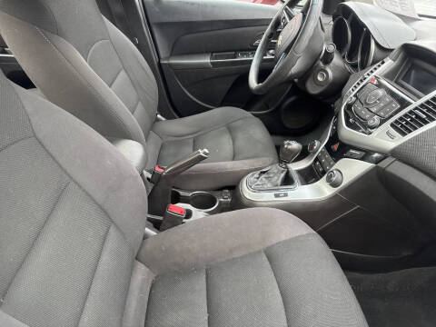 2015 Chevrolet Cruze 1LT Manual