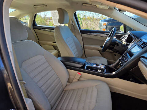 2019 Ford Fusion Hybrid SE