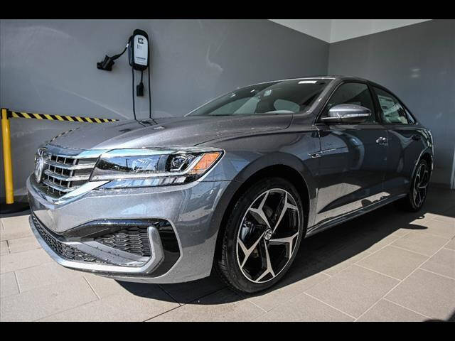 2021 Volkswagen Passat 2.0T R-Line