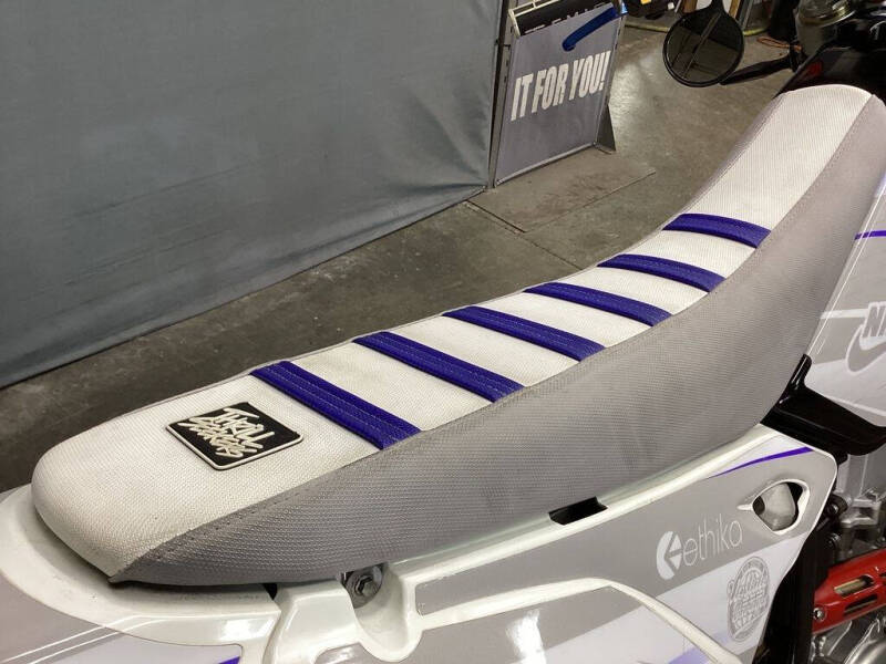 2020 Suzuki DR-Z400SM