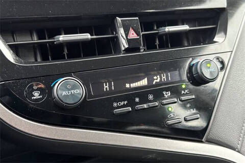 2021 Toyota Camry Hybrid XLE