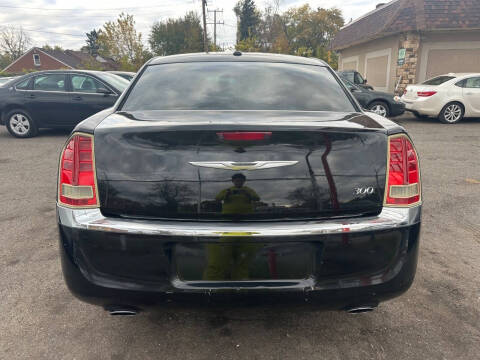 2012 Chrysler 300 Limited