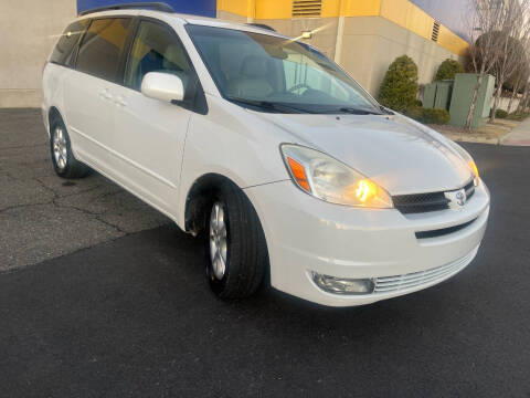 2004 Toyota Sienna
