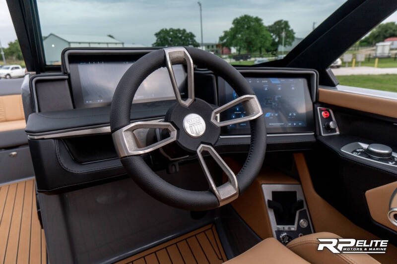 2025 MasterCraft X22