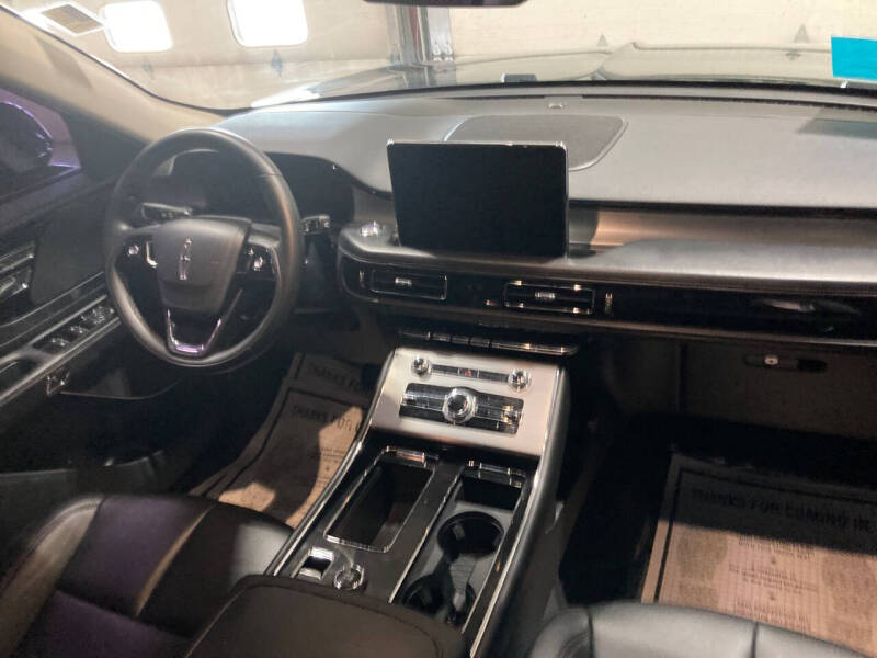 2022 Lincoln Aviator Standard