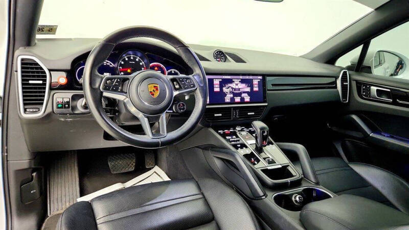 2021 Porsche Cayenne Coupe
