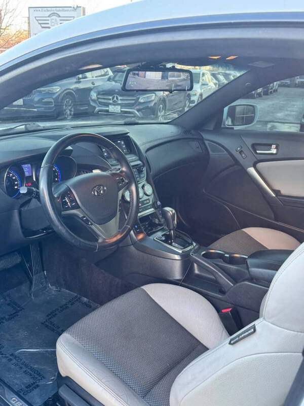 2016 Hyundai Genesis Coupe