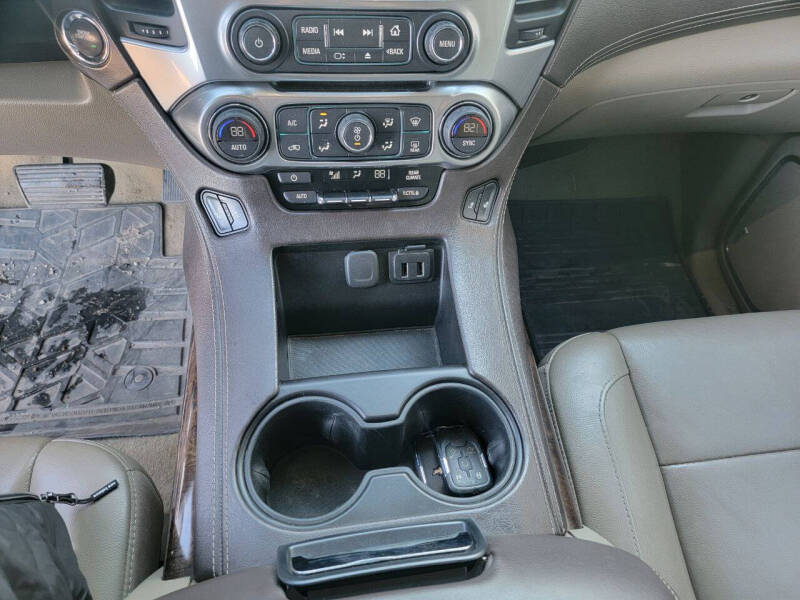 2016 Chevrolet Suburban LT