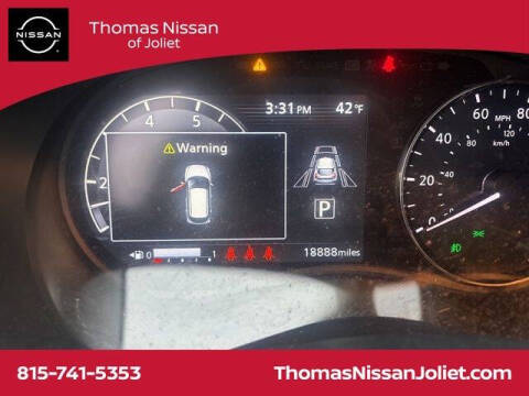 2023 Nissan Kicks SR