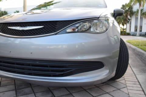 2017 Chrysler Pacifica Touring