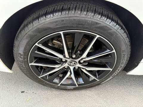 2024 Toyota Camry SE Nightshade