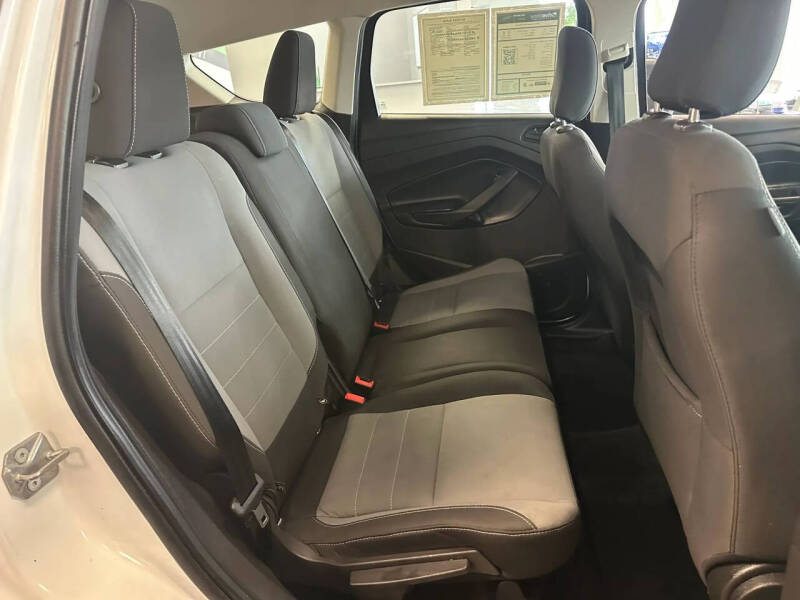 2019 Ford Escape S