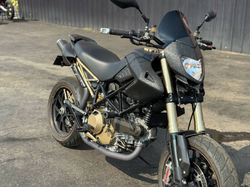 2008 Ducati Hypermotard 1100CC