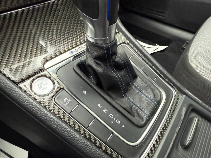 2016 Volkswagen e-Golf SE