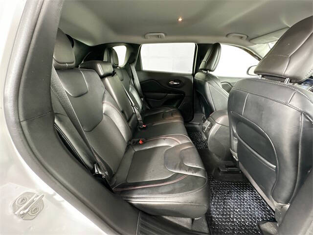 2022 Jeep Cherokee Trailhawk