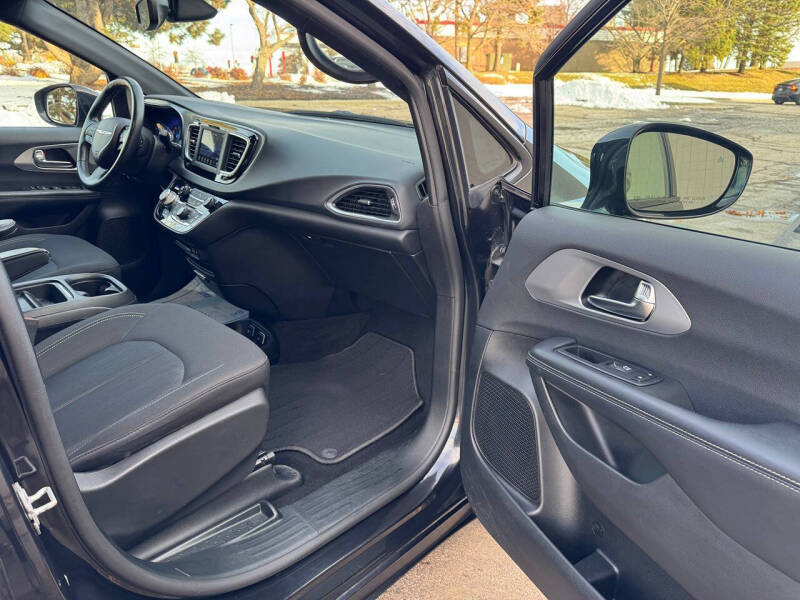 2019 Chrysler Pacifica Touring Plus