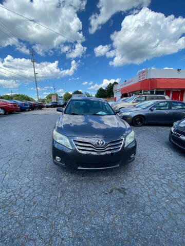2010 Toyota Camry for sale at LAKE CITY AUTO SALES in Forest Park GA