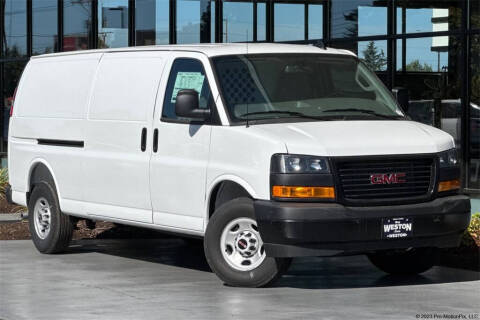 2025 GMC Savana 2500