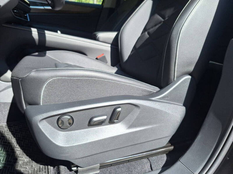 2026 Volkswagen Atlas SE