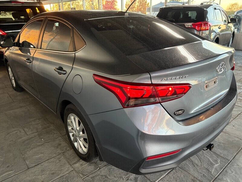 2019 Hyundai Accent SE