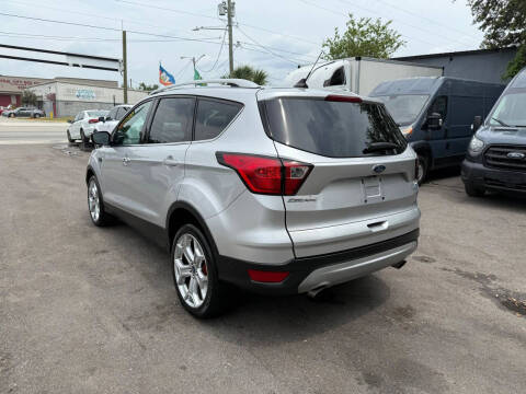 2019 Ford Escape Titanium
