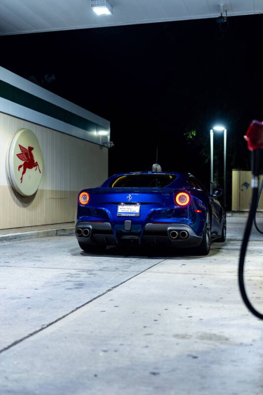 2017 Ferrari F12berlinetta