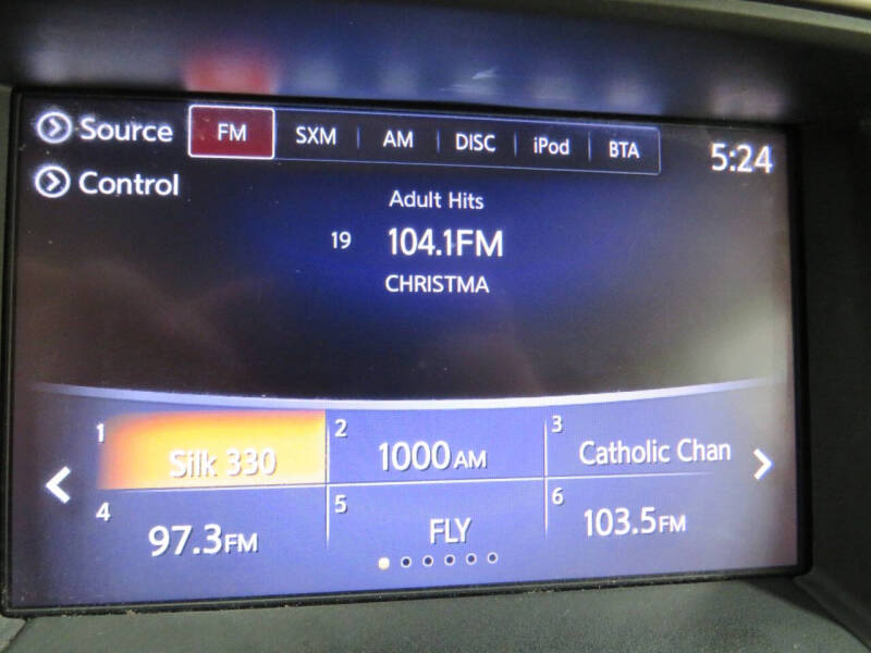 2018 Nissan Pathfinder SL