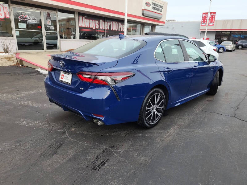 2024 Toyota Camry SE