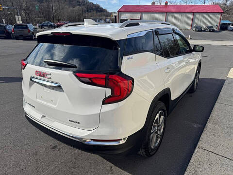 2020 GMC Terrain SLT