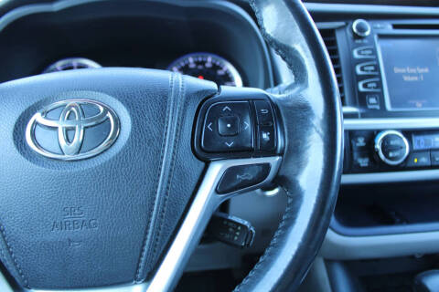 2014 Toyota Highlander Limited Platinum