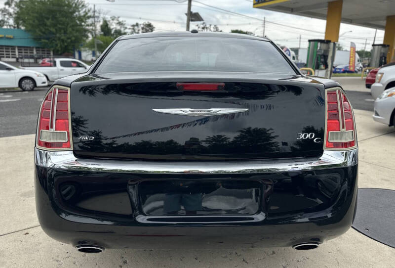 2012 Chrysler 300 C