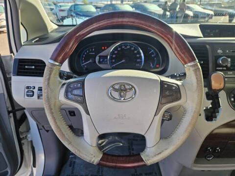 2011 Toyota Sienna