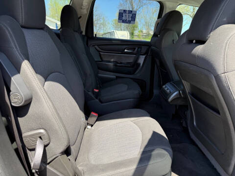 2017 Chevrolet Traverse LT