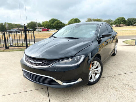 2015 Chrysler 200 for sale at Texas Luxury Auto in Cedar Hill TX