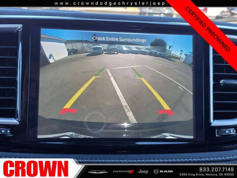 2024 Chrysler Pacifica Plug-In Hybrid Select