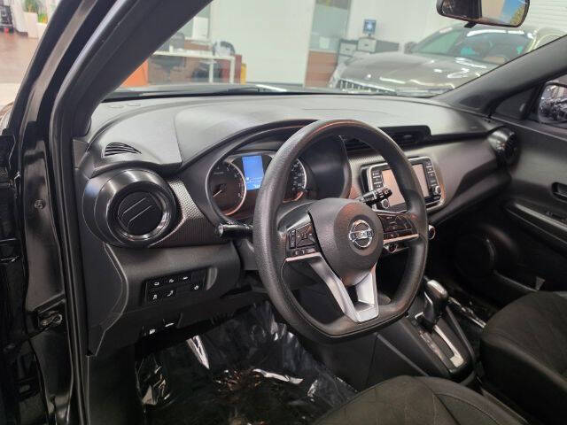 2020 Nissan Kicks S