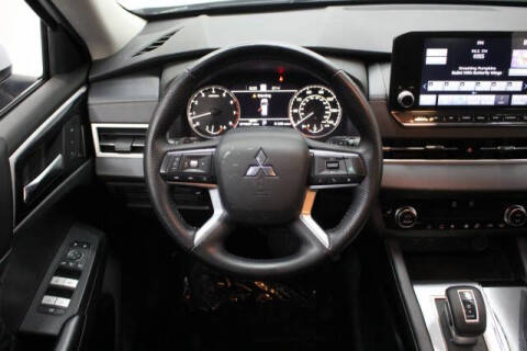 2022 Mitsubishi Outlander SEL