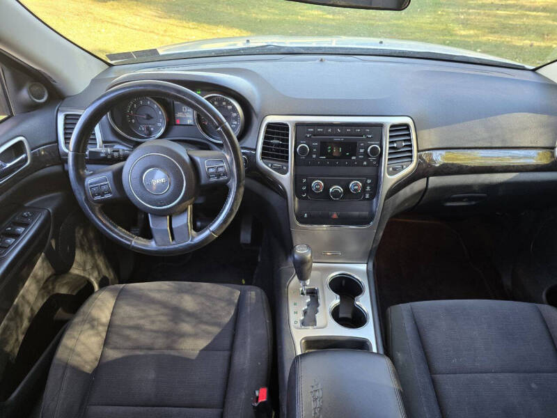 2011 Jeep Grand Cherokee Laredo