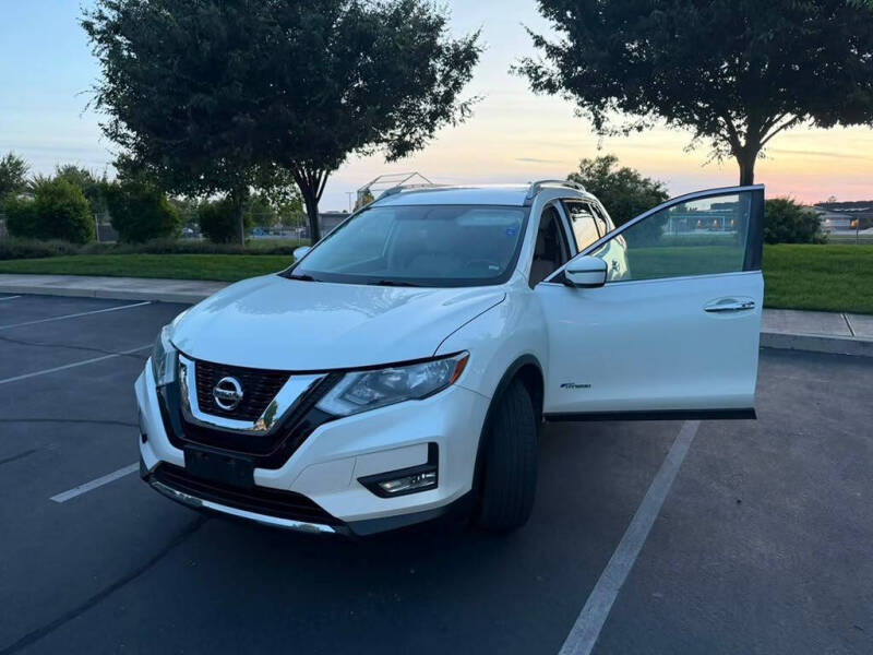 2017 Nissan Rogue Hybrid SV
